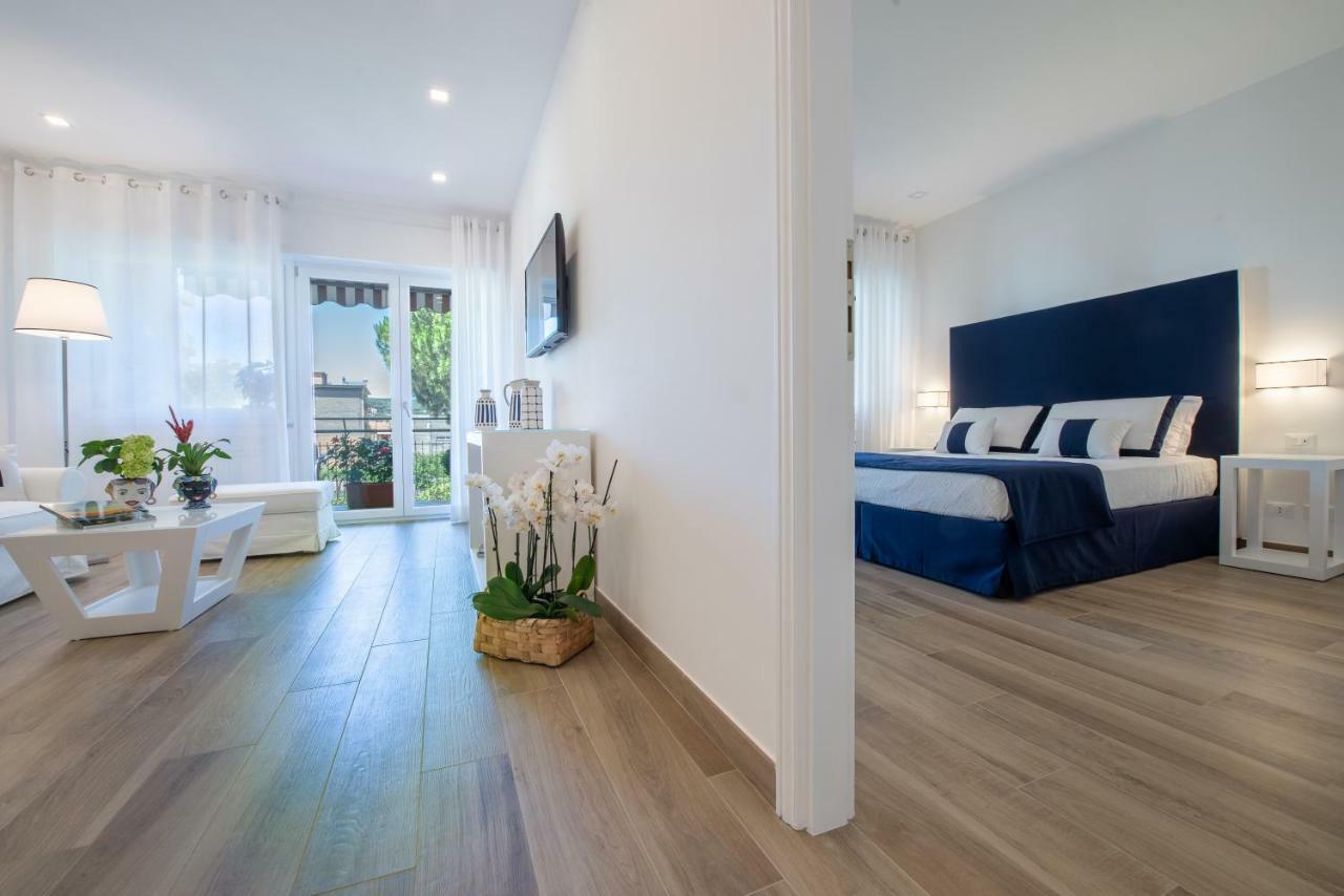 Solymar Apartments Sorrento Exterior photo