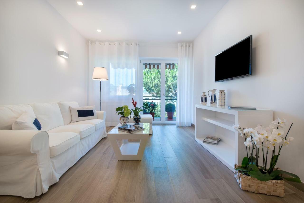Solymar Apartments Sorrento Exterior photo