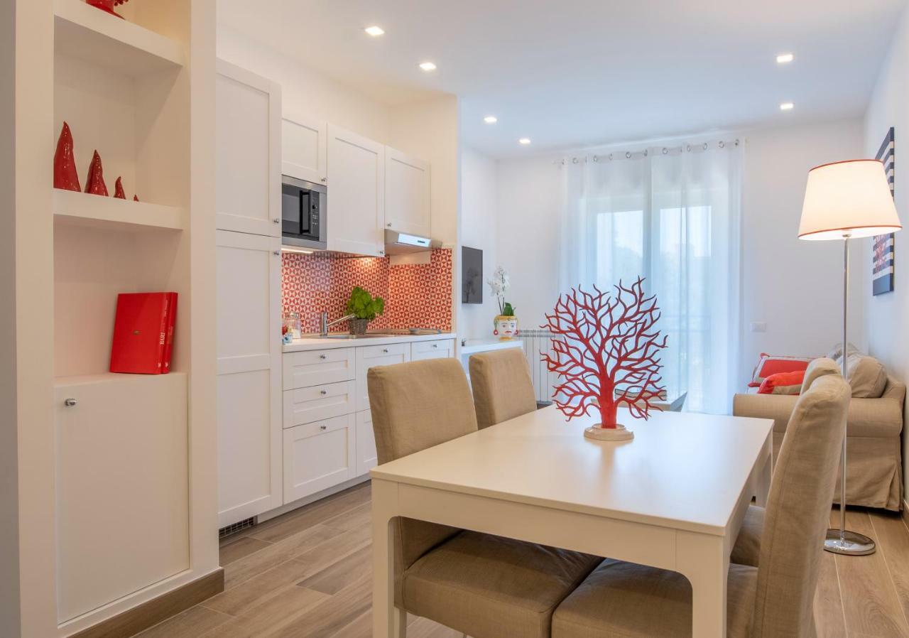 Solymar Apartments Sorrento Exterior photo